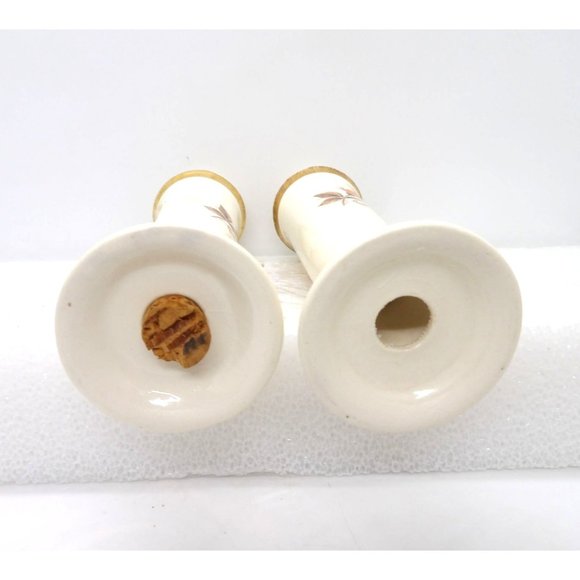 Tall Ceramic Rose with Gold Trim Salt & Pepper Shaker Set preowned - Picture 4 of 4